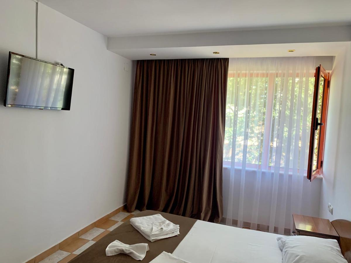Hotel Nalba-Dalia Jupiter Buitenkant foto
