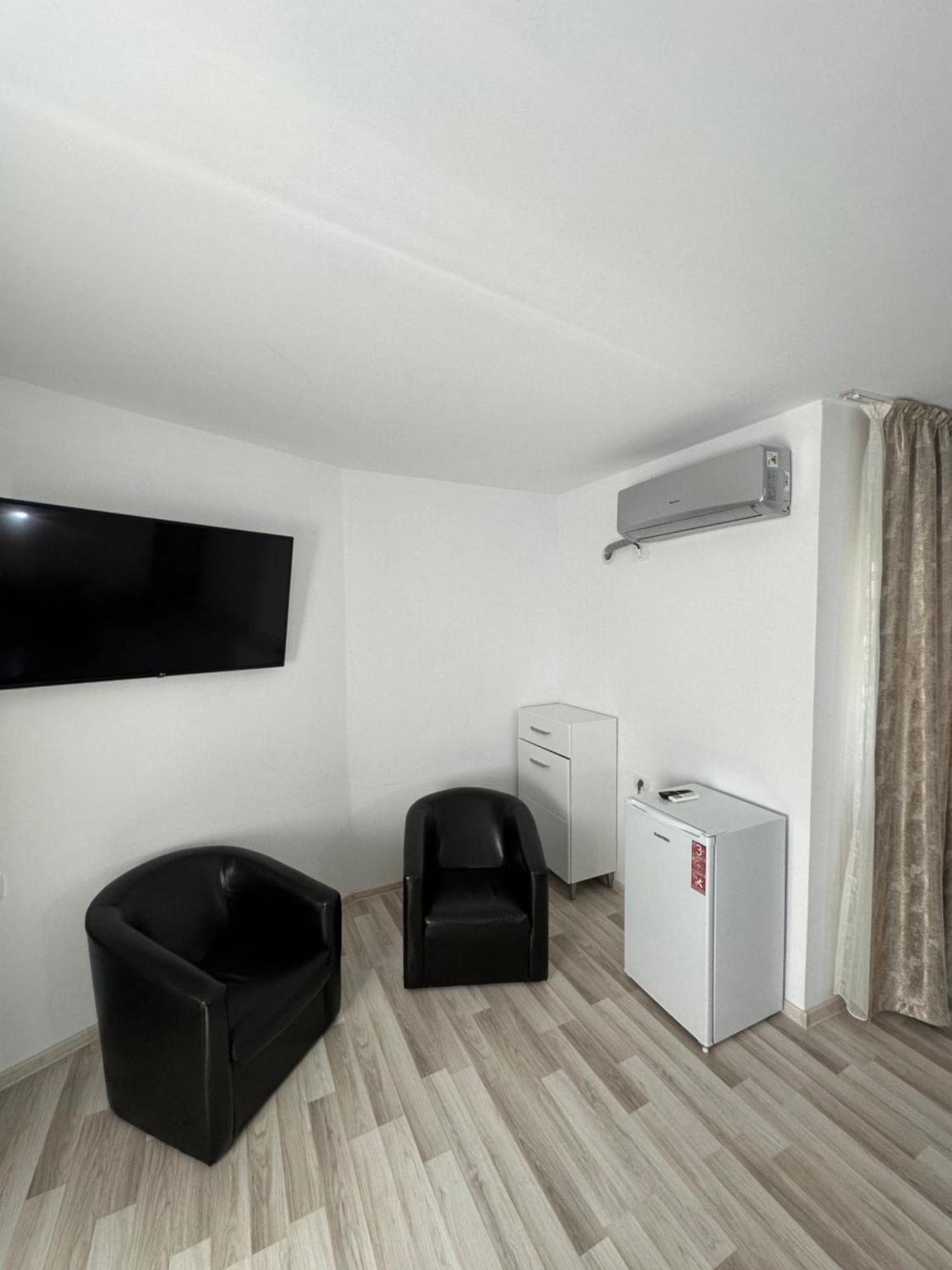 Hotel Nalba-Dalia Jupiter Buitenkant foto