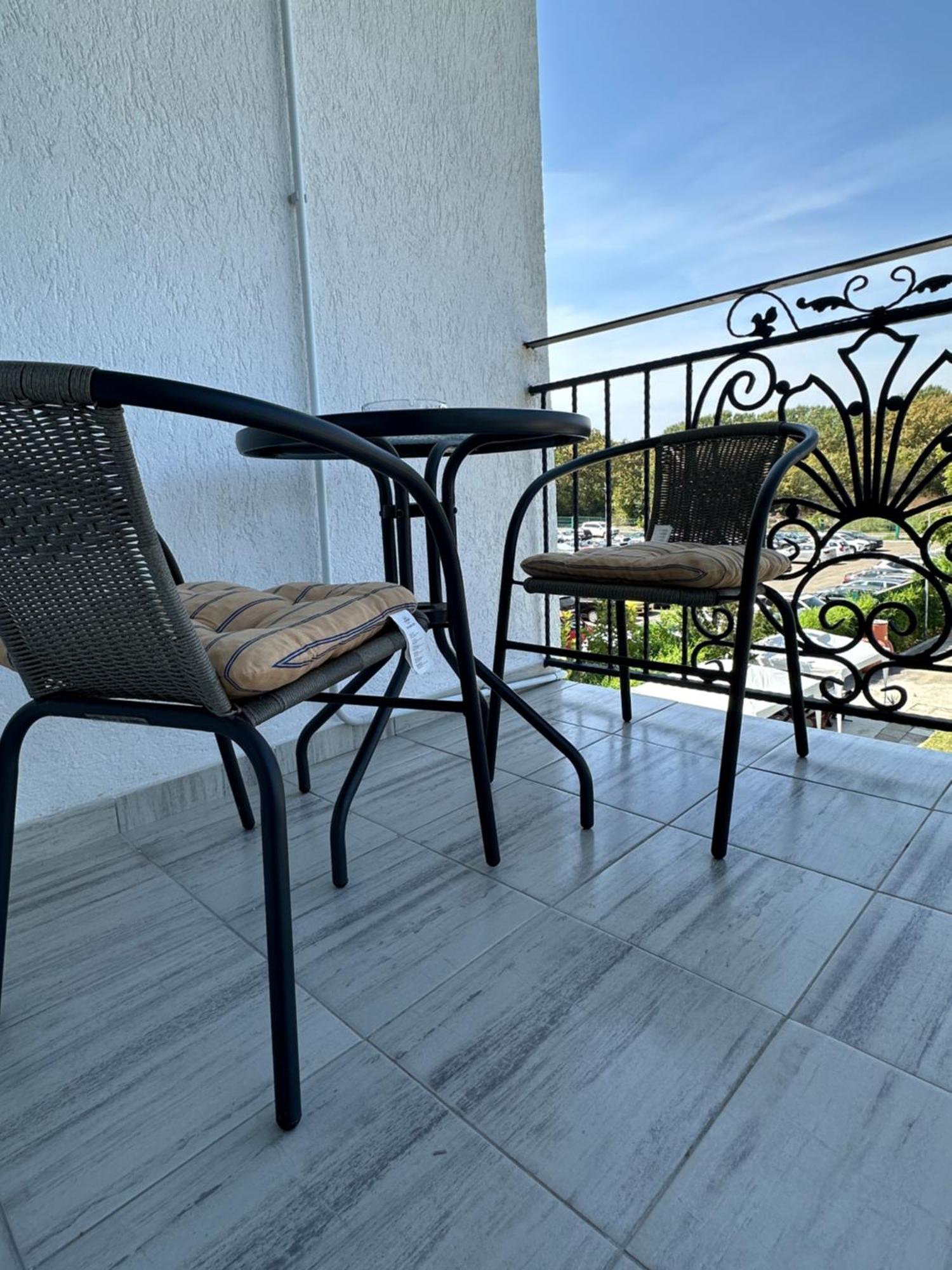 Hotel Nalba-Dalia Jupiter Buitenkant foto
